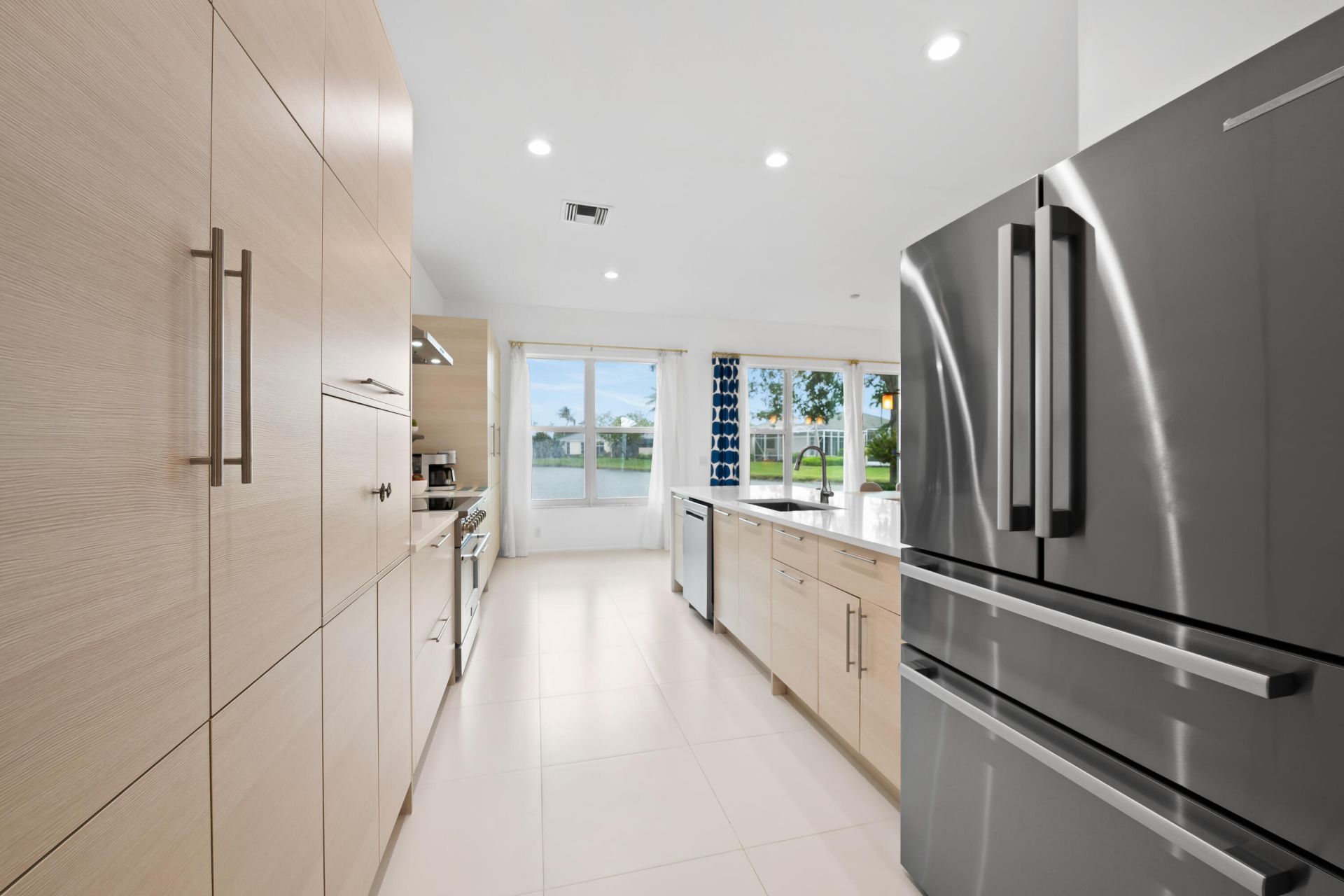 7825 Aberdeen Lakes Drive, Boynton Beach, FL 33472 Photo