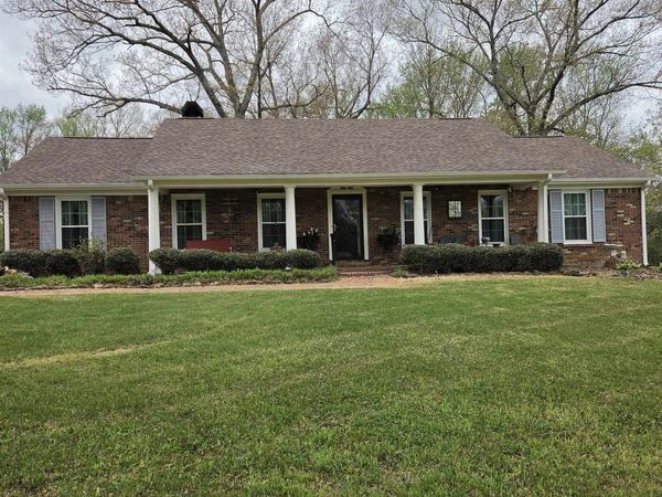 350 COUNTRY CLUB RD, Unincorporated, TN 38068