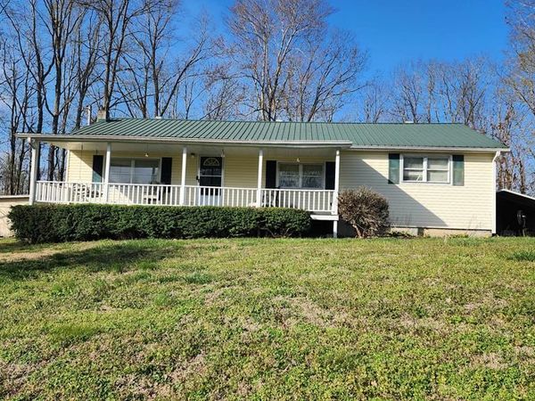 214 Don'T Care Lane, Celina, TN 38551
