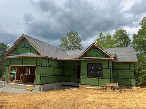 4000 Star Point Road, Byrdstown, TN 38549