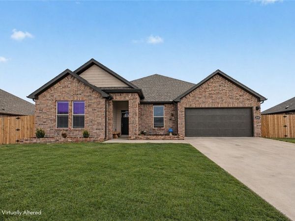 2008 Hahn Street, Pea Ridge, AR 72751