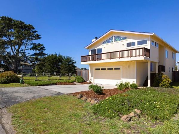 121 Bernal Avenue, Moss Beach, CA 94038