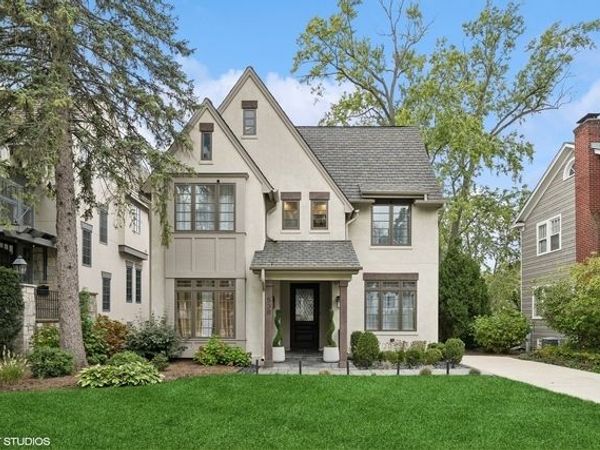 530 N Grant Street , Hinsdale, IL 60521