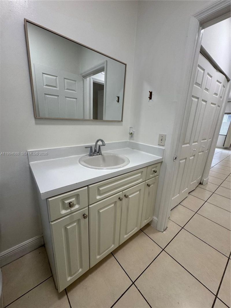 761 NW 24th Ct , Unit 761, Miami, FL 33125 Photo