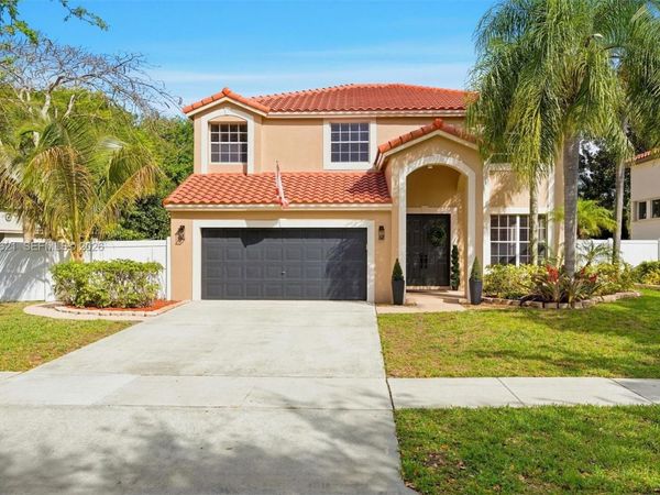 5821 NW 62nd St, Parkland, FL 33067