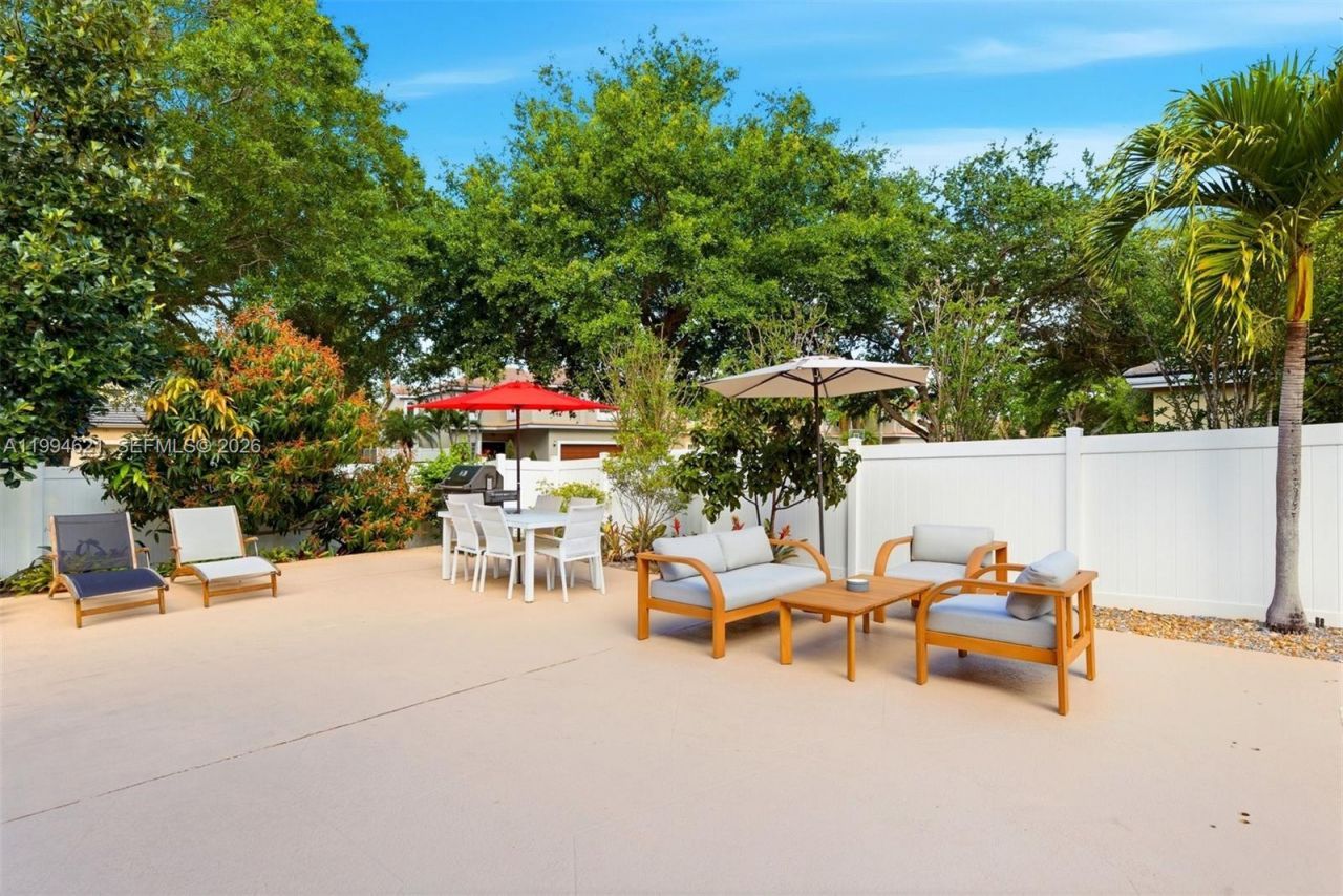 5821 NW 62nd St , Parkland, FL 33067 Photo