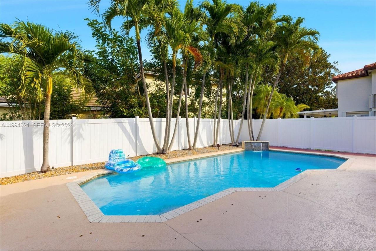 5821 NW 62nd St, Parkland, FL 33067 Photo