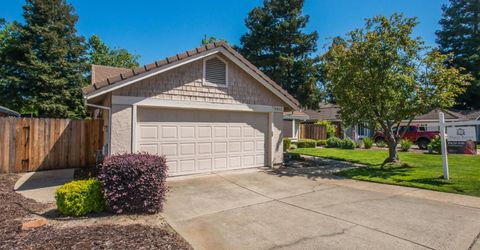 9513 Laguna Lake Way, Elk Grove, CA 95758 Photo