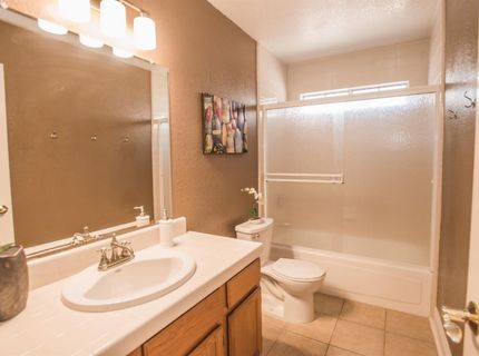 9513 Laguna Lake Way, Elk Grove, CA 95758 Photo