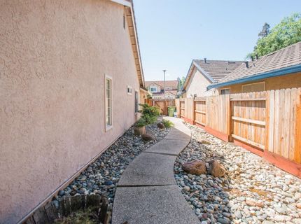 9513 Laguna Lake Way, Elk Grove, CA 95758 Photo