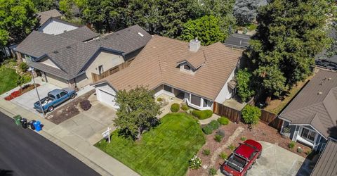 9513 Laguna Lake Way, Elk Grove, CA 95758 Photo