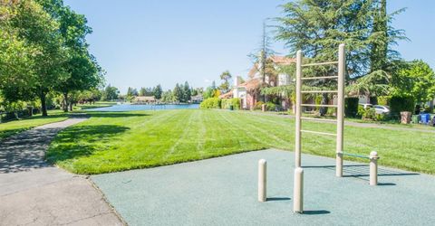 9513 Laguna Lake Way, Elk Grove, CA 95758 Photo