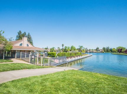 9513 Laguna Lake Way, Elk Grove, CA 95758 Photo