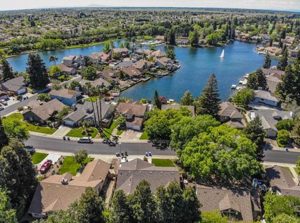 9513 Laguna Lake Way, Elk Grove, CA 95758 Photo