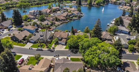 9513 Laguna Lake Way, Elk Grove, CA 95758 Photo