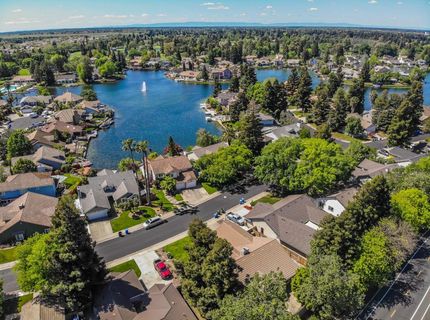 9513 Laguna Lake Way, Elk Grove, CA 95758 Photo