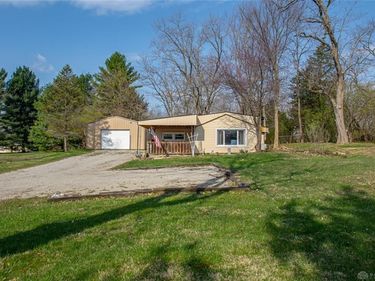 2099 Van Oss Drive, Beavercreek, OH 45431