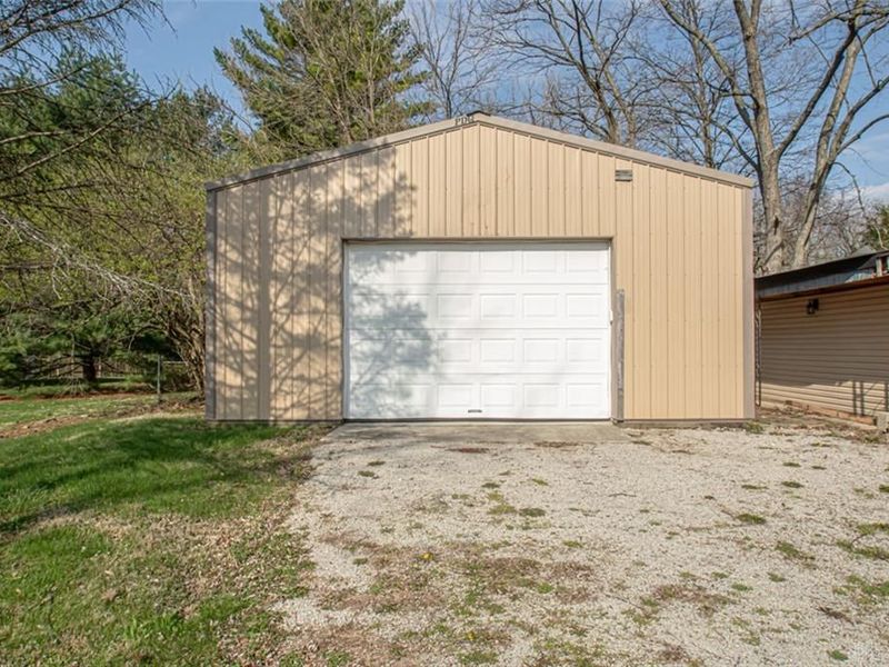 2099 Van Oss Drive, Beavercreek, OH 45431 Photo 16