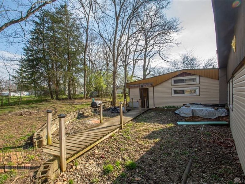 2099 Van Oss Drive, Beavercreek, OH 45431 Photo 18