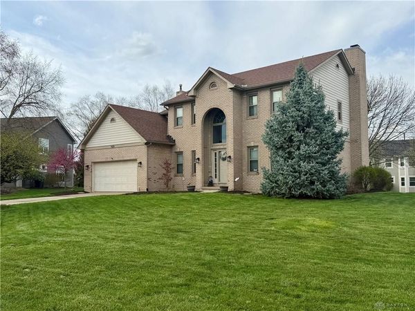 1629 Sunnington Grove Drive, Washington TWP, OH 45458