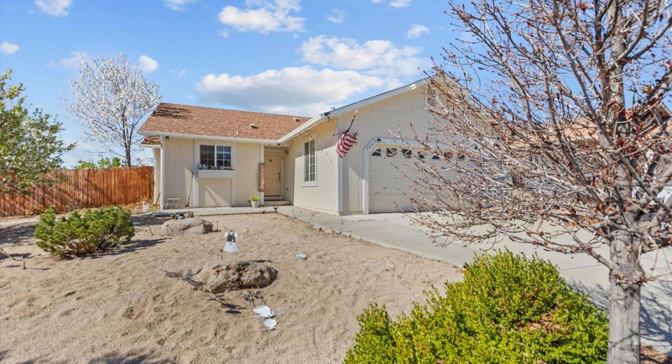1665 Talking Sparrow Drive, Spanish Springs, NV 89441 Photo