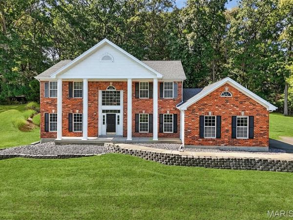 539 McBride Pointe Drive , Wildwood, MO 63011