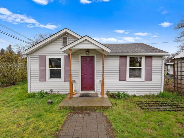 314 S Girard Rd, Spokane Valley, WA 99212