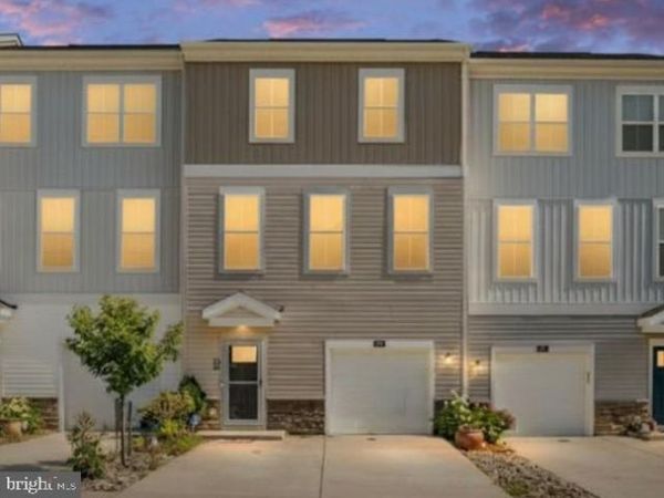 424 HONEYBERRY LANE, FREDERICKSBURG, VA 22405