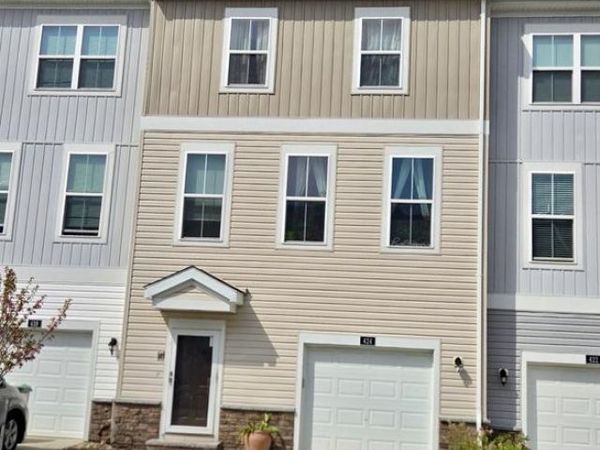 424 HONEYBERRY LANE , FREDERICKSBURG, VA 22405