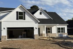 1035 Martin Ln. photo 4