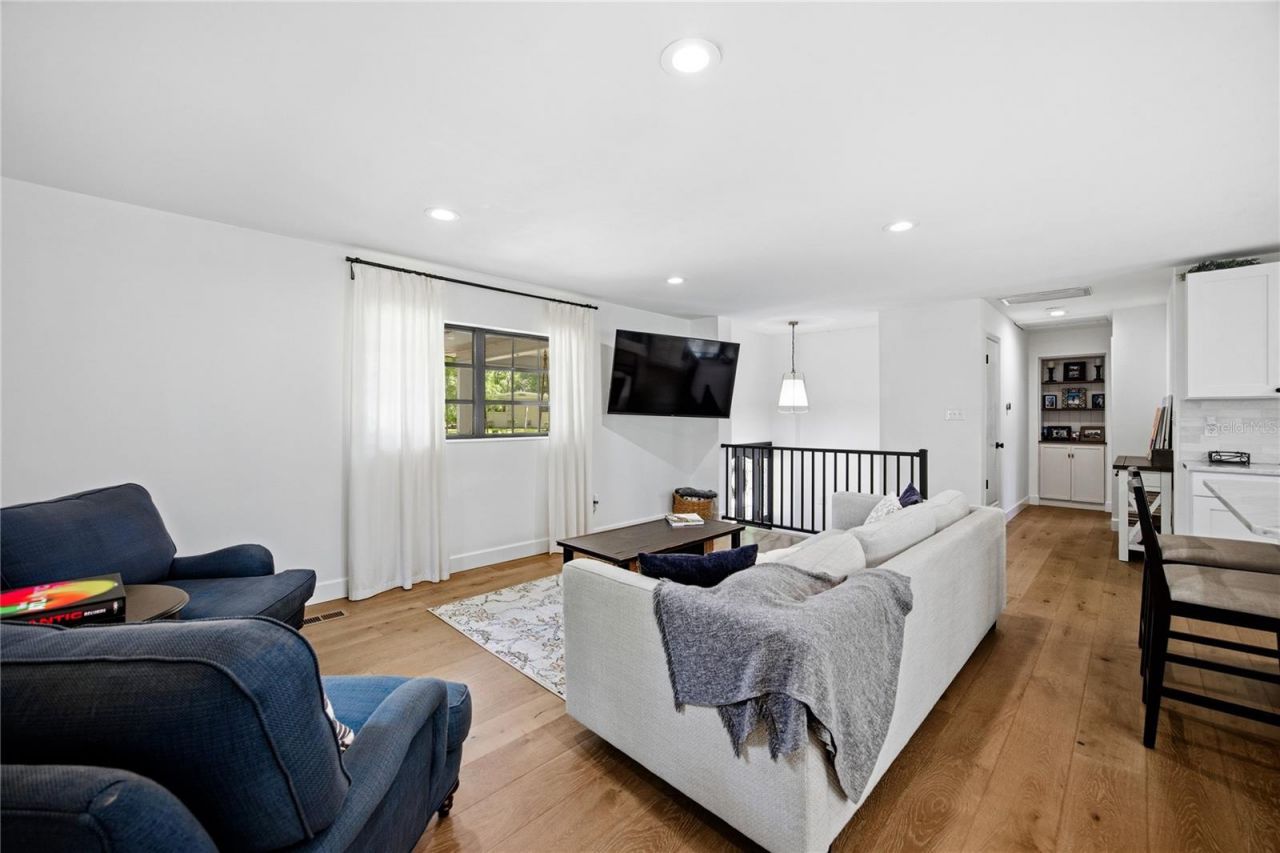 4005 NW 9th Court, Gainesville, FL 32605 Photo