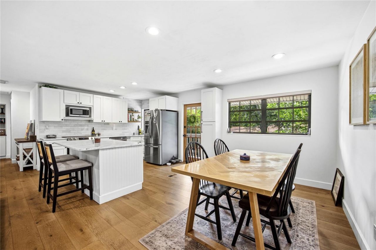 4005 NW 9th Court, Gainesville, FL 32605 Photo