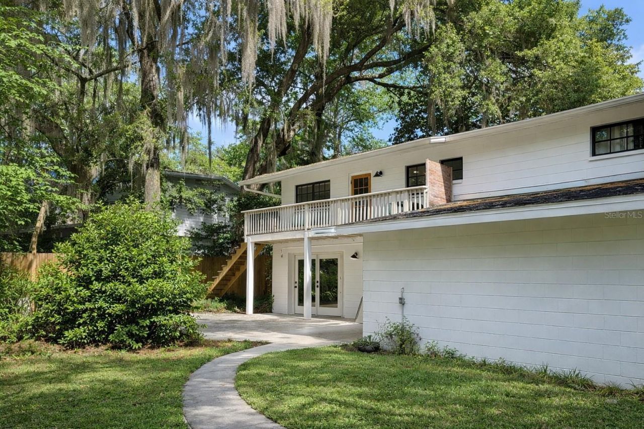 4005 NW 9th Court, Gainesville, FL 32605 Photo