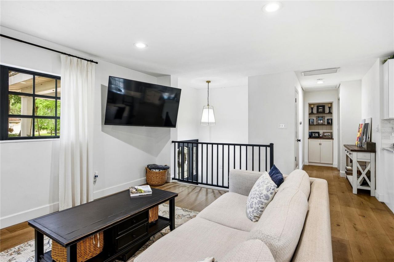 4005 NW 9th Court, Gainesville, FL 32605 Photo