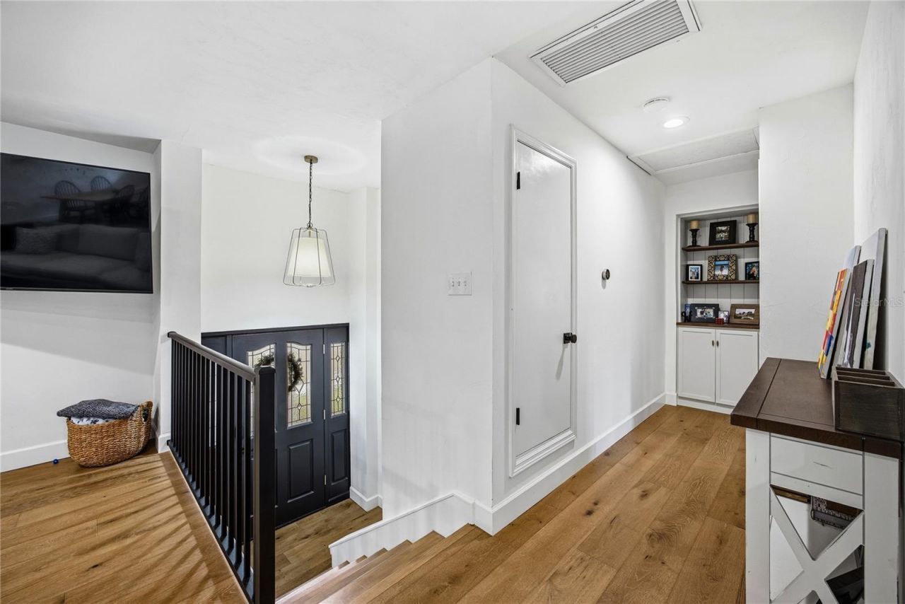 4005 NW 9th Court, Gainesville, FL 32605 Photo