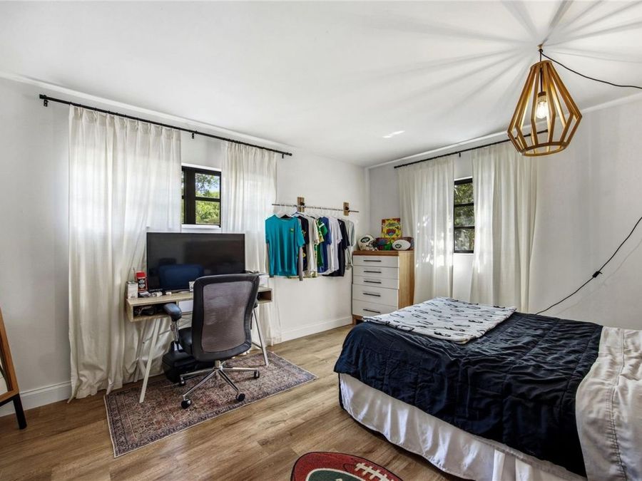 Property Image 40