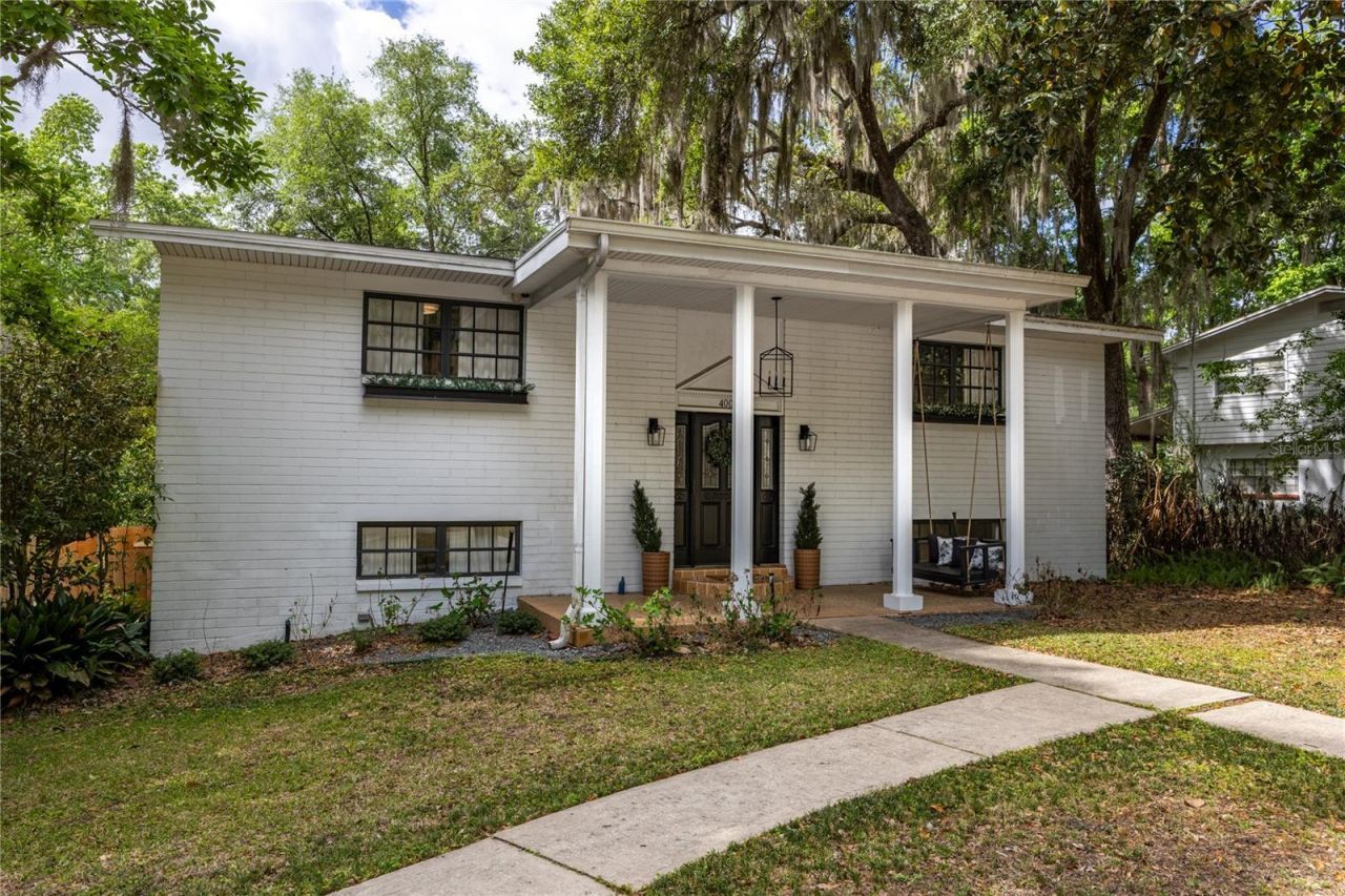 4005 NW 9th Court, Gainesville, FL 32605 Photo