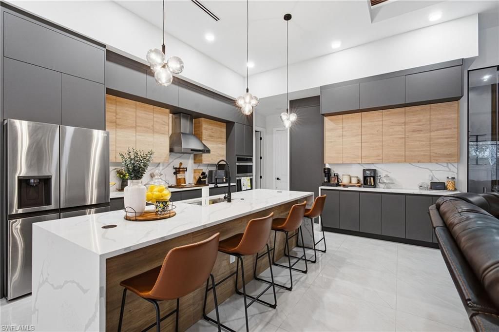 423 SW 19th Ave , Cape Coral, FL 33991 Photo