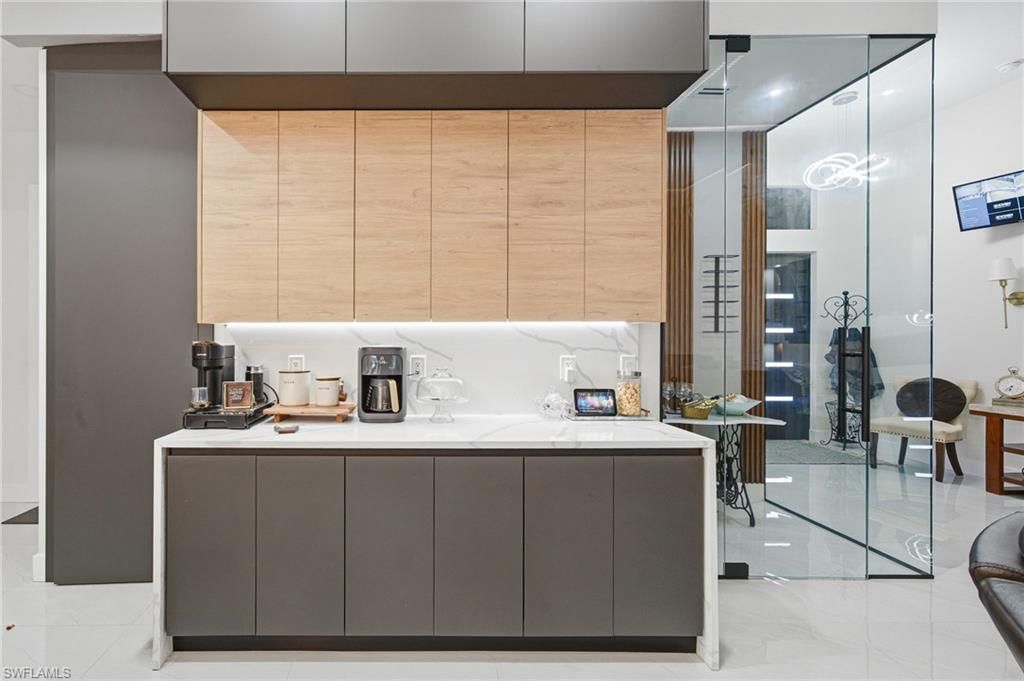 423 SW 19th Ave , Cape Coral, FL 33991 Photo