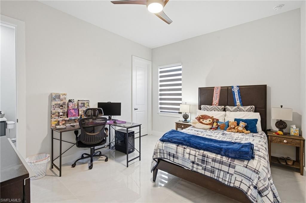 423 SW 19th Ave , Cape Coral, FL 33991 Photo