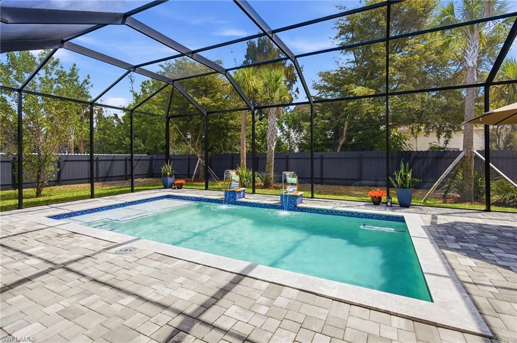 423 SW 19th Ave , Cape Coral, FL 33991 Photo