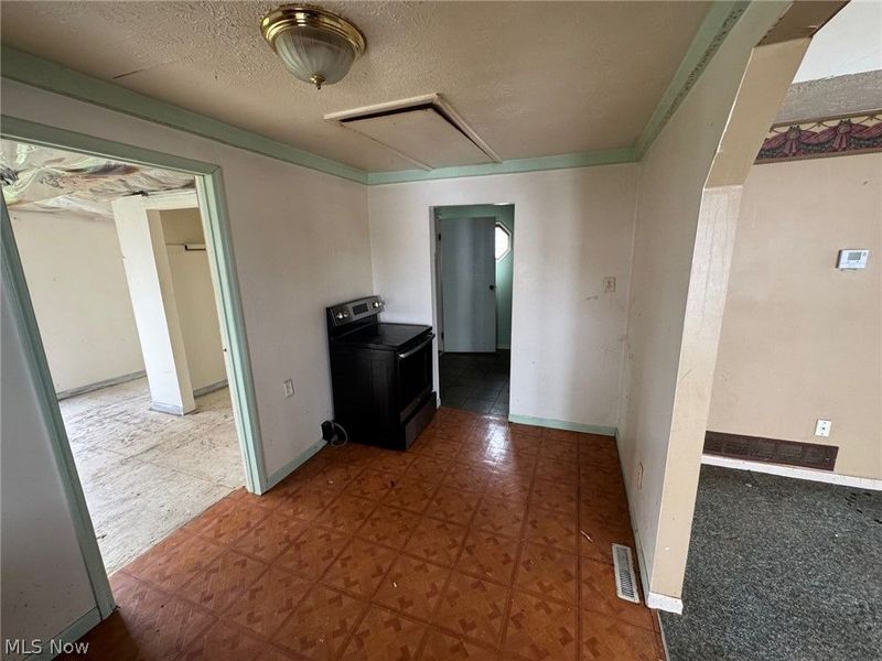 1231 E 346th Street, Eastlake, OH 44095 Photo 9