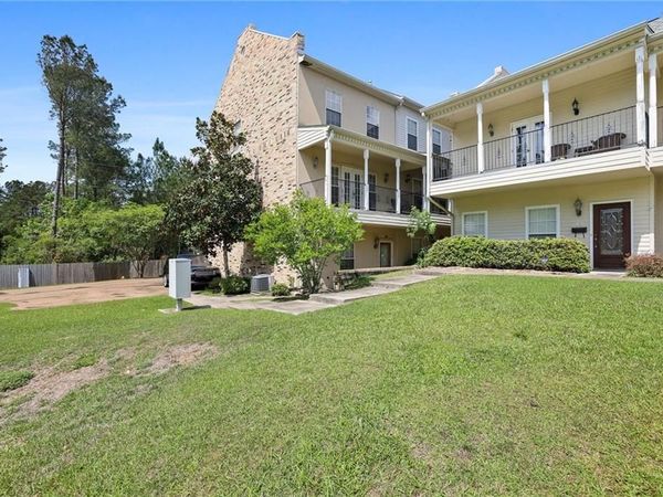 19320 RIVERVIEW Court, Unit 100, Covington, LA 70433
