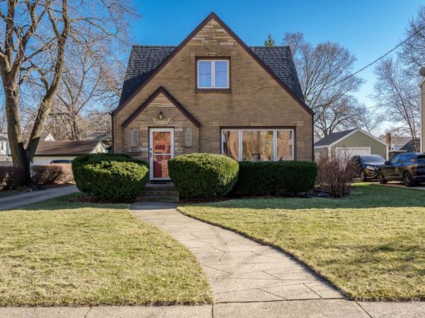 1656 Oakwood Avenue , Beloit, WI 53511