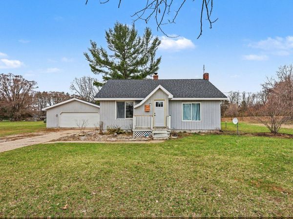 235 S 204th Avenue, Hesperia, MI 49421