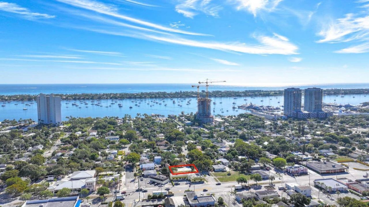 527 48th Street, West Palm Beach, FL 33407 Photo