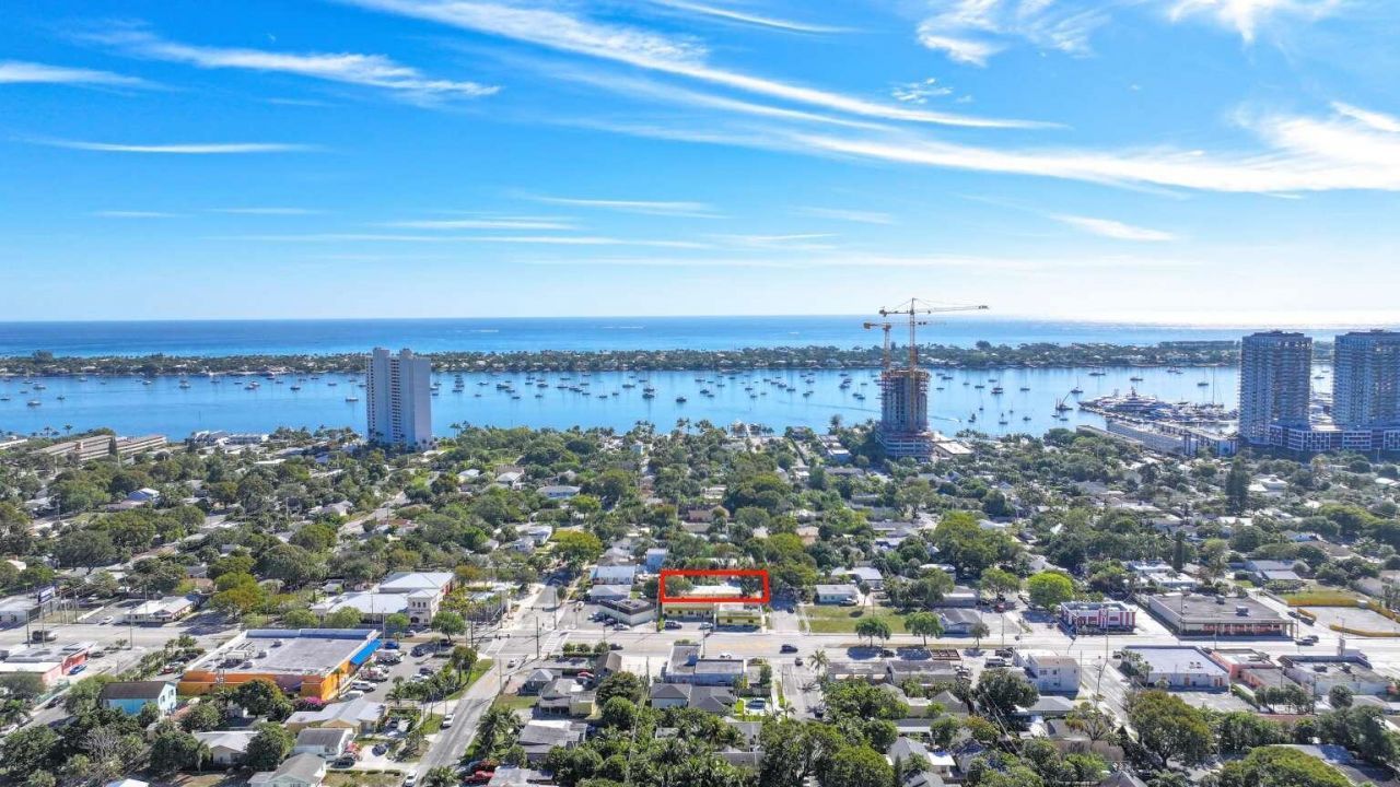 527 48th Street, West Palm Beach, FL 33407 Photo