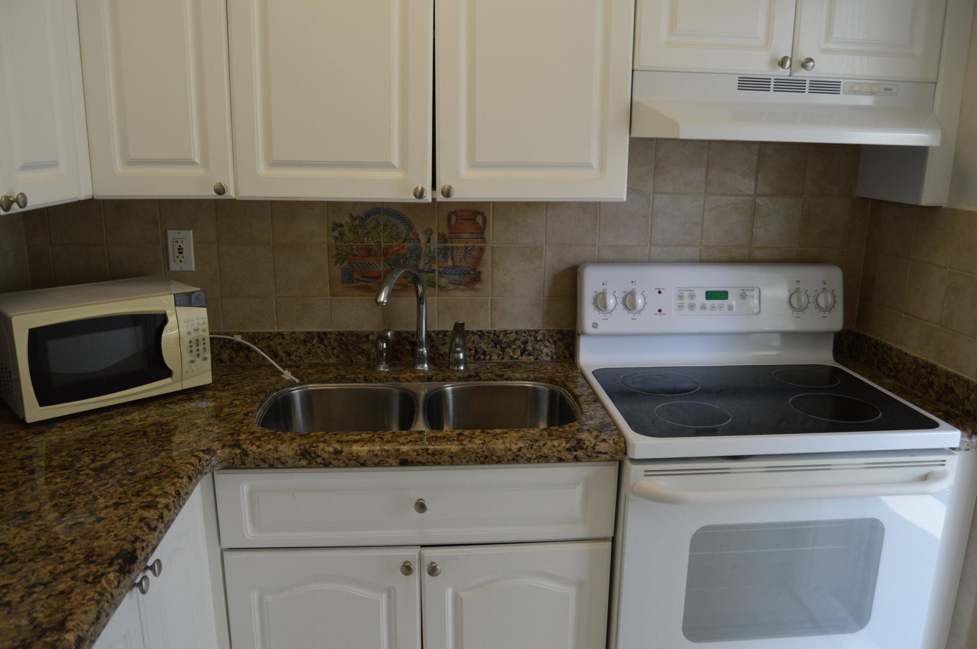 1500 SE 15th Street, Unit 219, Fort Lauderdale, FL 33316 Photo