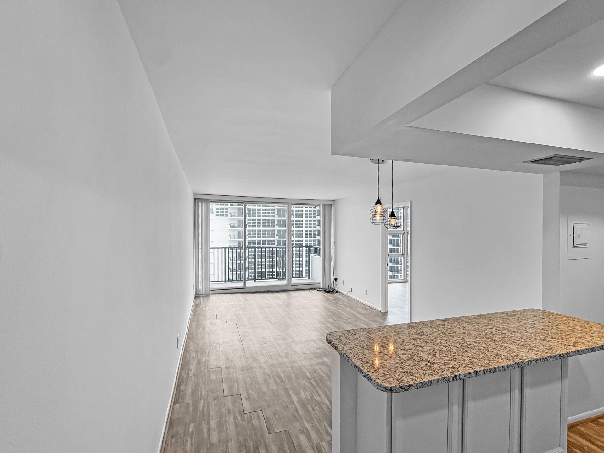 525 N Ocean Boulevard, Unit 1016, Pompano Beach, FL 33062 Photo