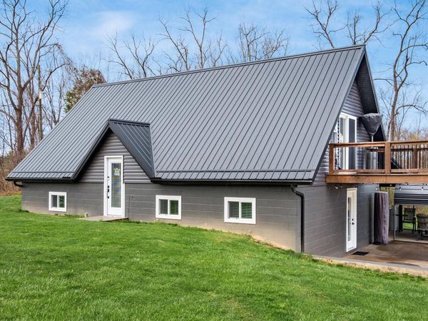 10021 W Triadelphia Road NW, Crooksville, OH 43731